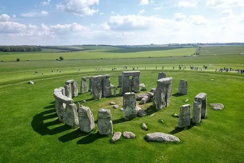 تصویری از استون هنج